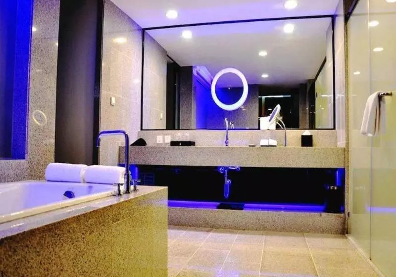 Hotel Qingdao King-hood