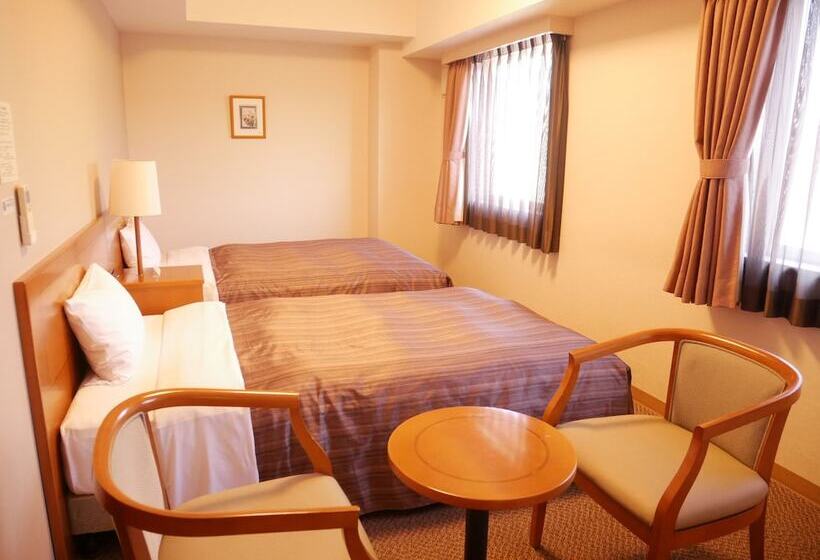 בית מלון כפרי Route Inn Fukaya Ekimae