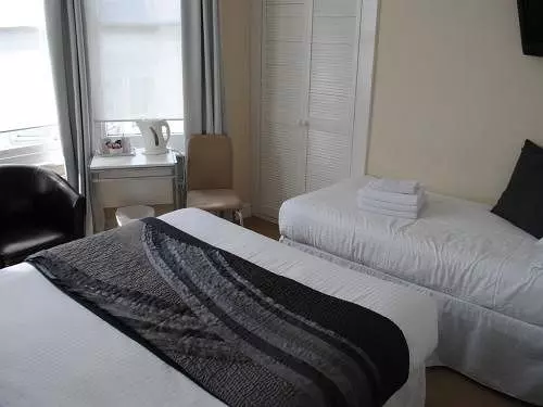 Отель The Beach Pad