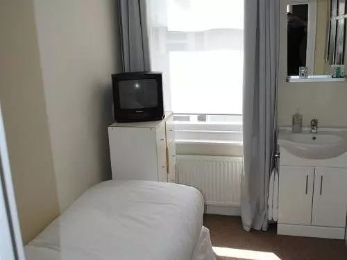 Отель The Beach Pad