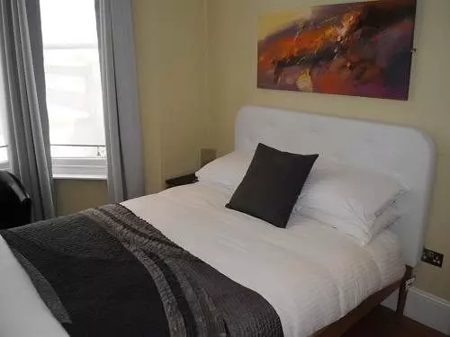 Отель The Beach Pad