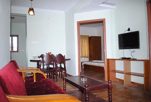 בית מלון כפרי Tulips Resorts   Elkhill