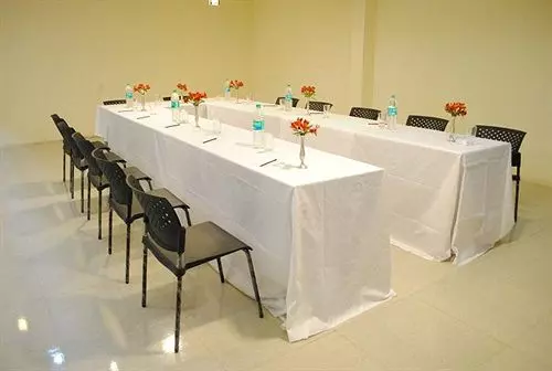 فندق Tulips Resorts Elkhill