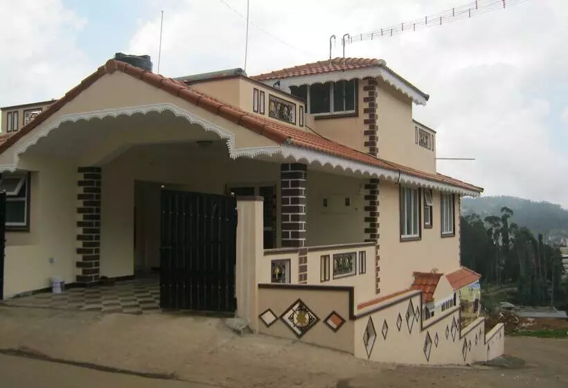 Pension Anmol’s Peace Home Stay