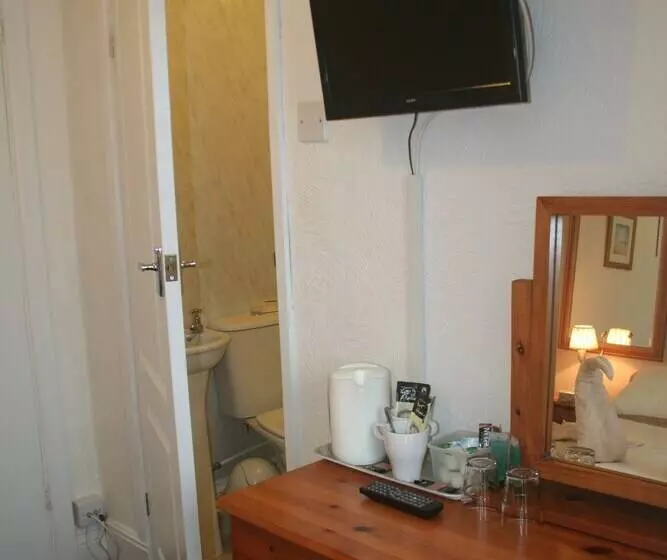 ペンション The Haldon Guest House