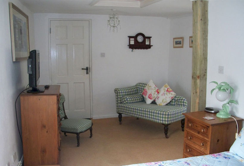 بنسيون Frogwell B&b