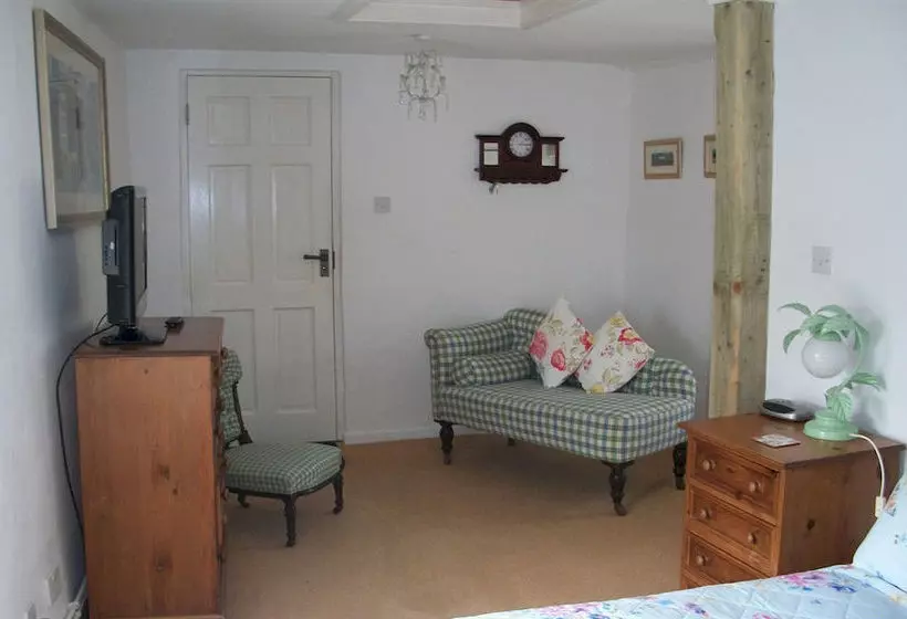 Majatalo Frogwell B&b