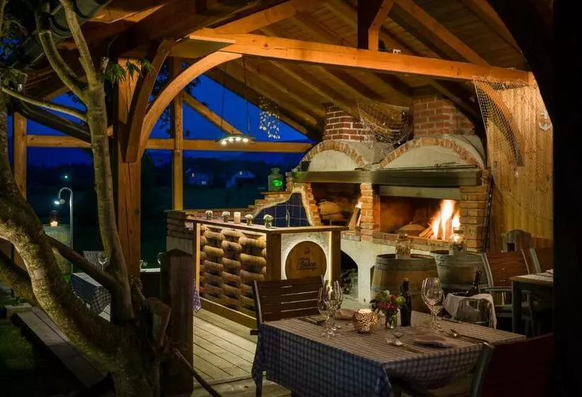 ベッドアンドブレックファースト Apartments Tabor