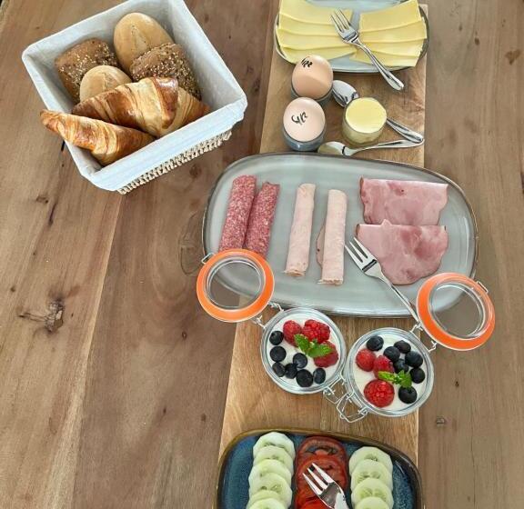 Bed And Breakfast De Beekhoek