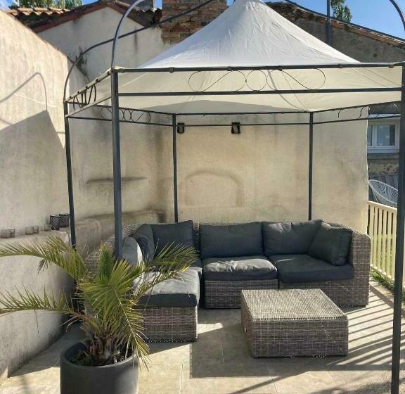 Bed and Breakfast La Pool House