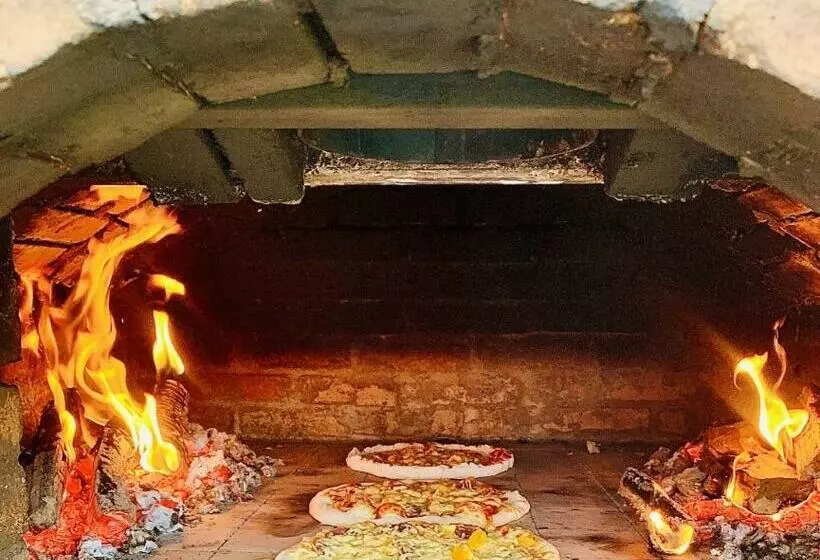 Aamiaismajoitus (B&B) Le Chêne D’or