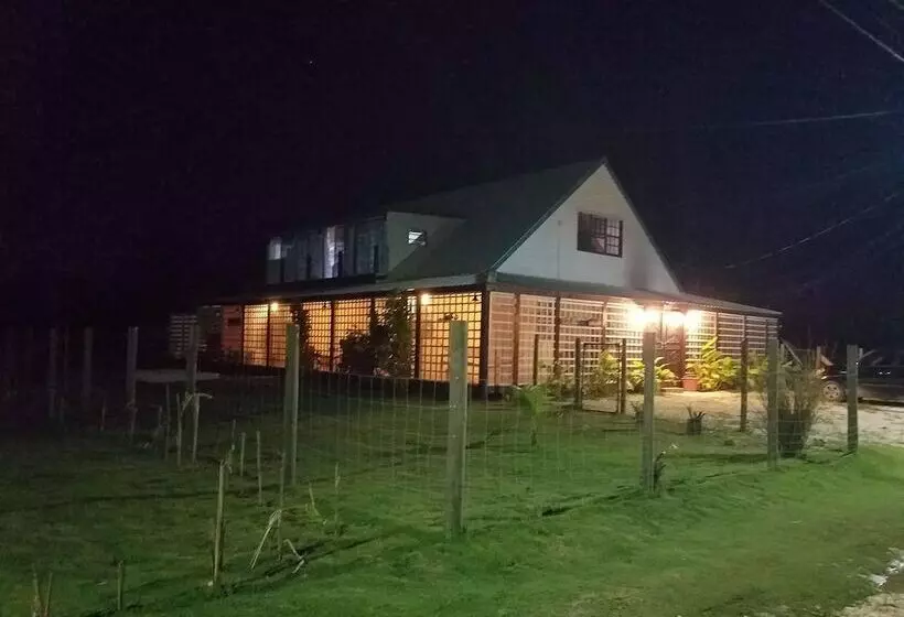 ベッドアンドブレックファースト The Bnb On Triggerfish Close To The Airport