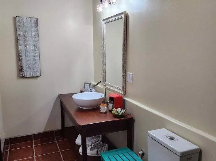 ベッドアンドブレックファースト The Bnb On Triggerfish Close To The Airport