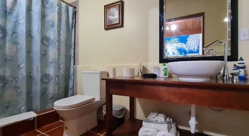 تختخواب و صبحانه The Bnb On Triggerfish Close To The Airport