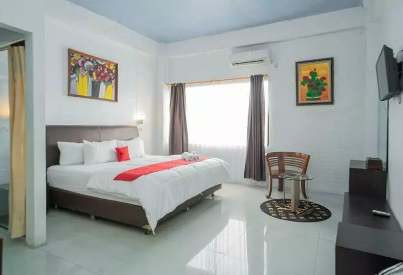 Hotelli Reddoorz @ Kampung Sawah Jatimurni Bekasi