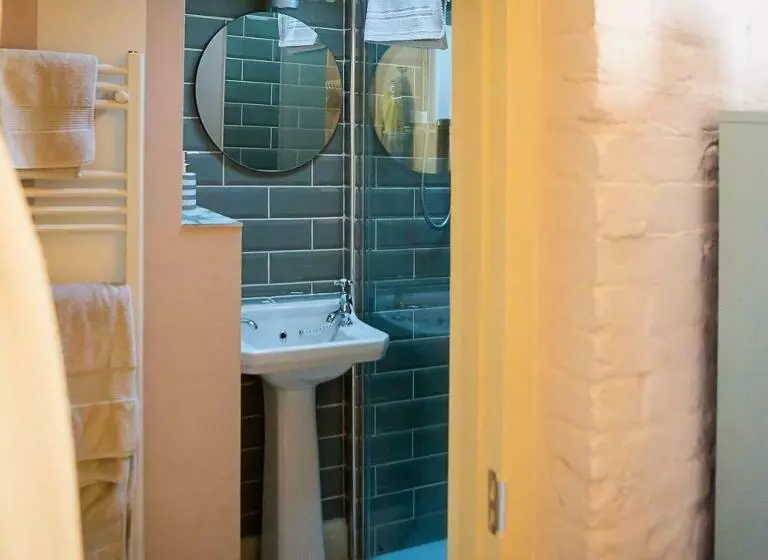 Majatalo Stylish Bolthole In The Heart Of The Meon Valley