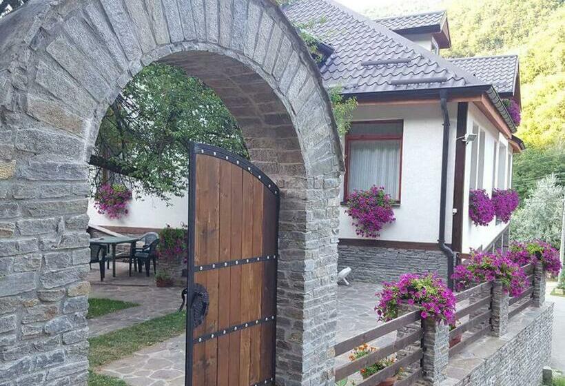 پانسیون Villa Ana Marija