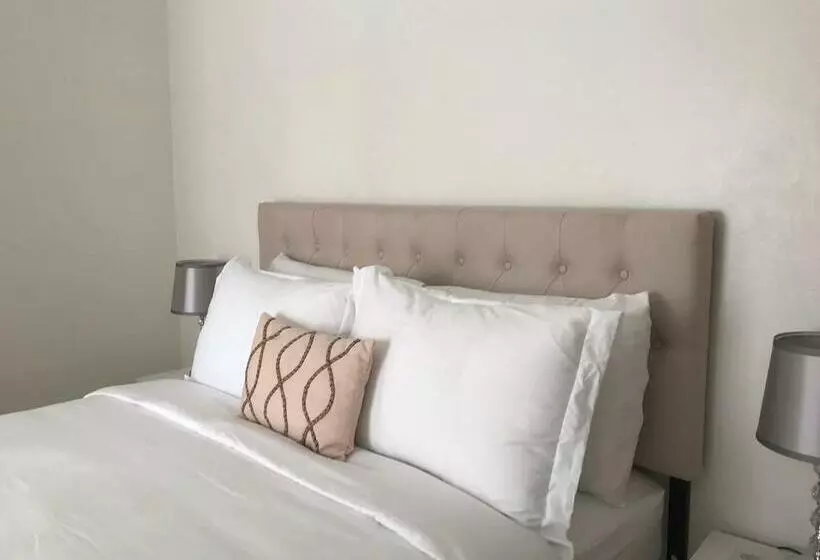 تختخواب و صبحانه Compassionate Touch Spa & Accommodation