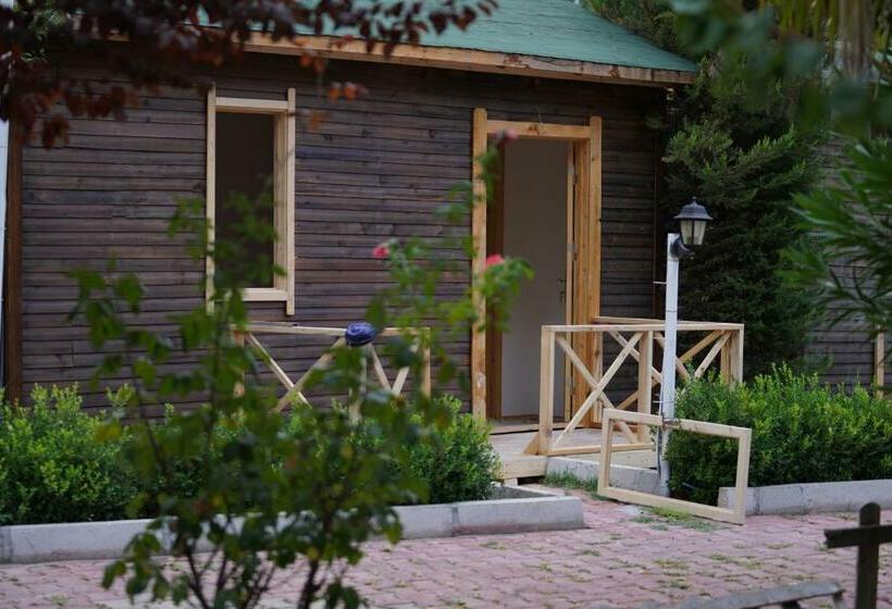 ベッドアンドブレックファースト Doğa Bungalov