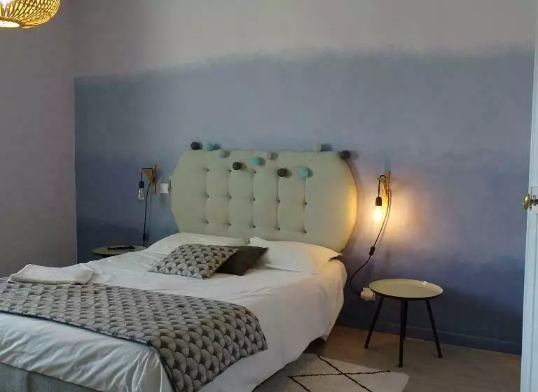 ベッドアンドブレックファースト Lou Pinsan