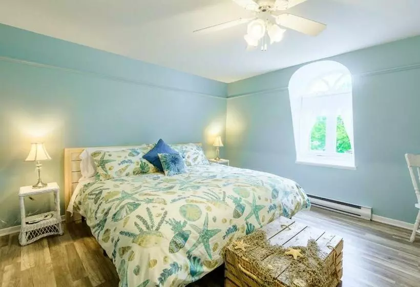 Aamiaismajoitus (B&B) Maison De L Anse Aux Oies / Gîte