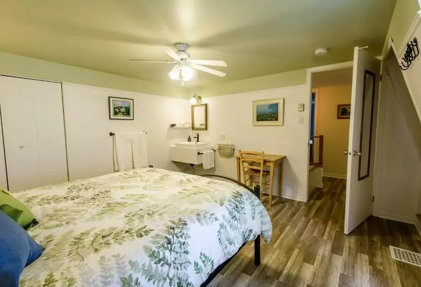 Aamiaismajoitus (B&B) Maison De L Anse Aux Oies / Gîte