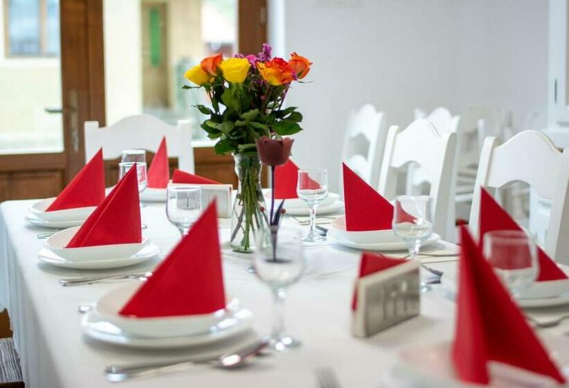 ベッドアンドブレックファースト átalvetős Agropanzió