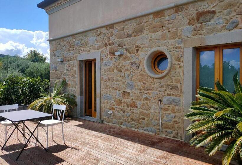 Отель Alimunera