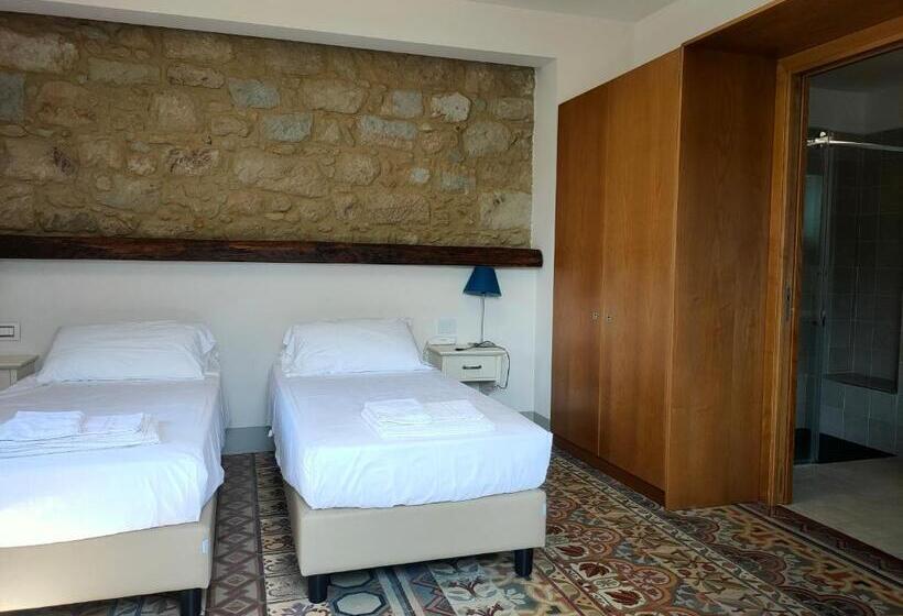 Отель Alimunera