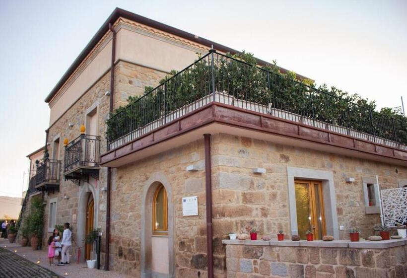 Отель Alimunera