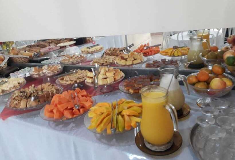 ホテル Descalvado