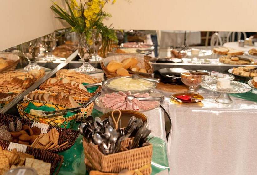 ホテル Descalvado