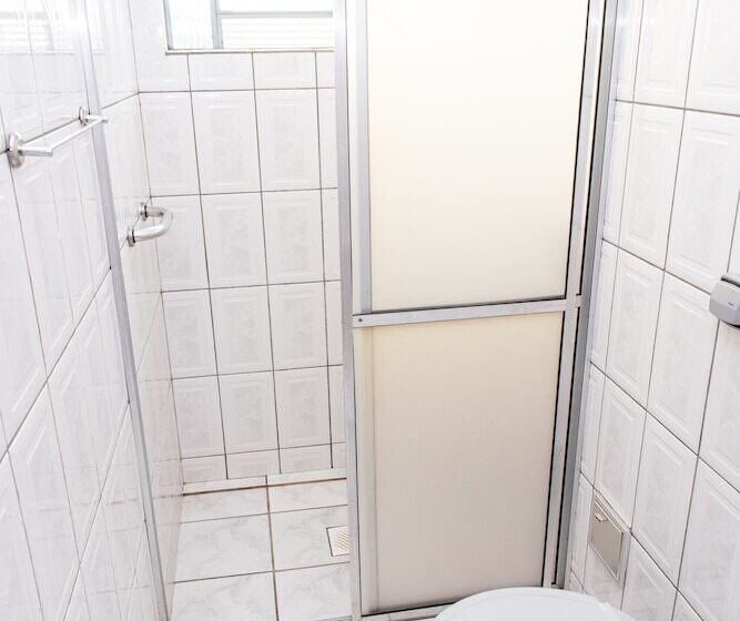 ホテル Descalvado