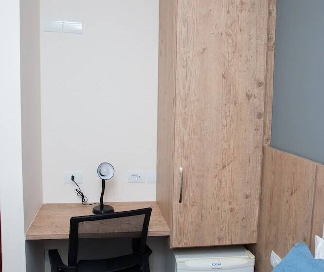 ホテル Descalvado