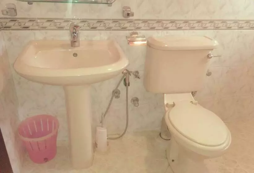Pensió Ama Guest