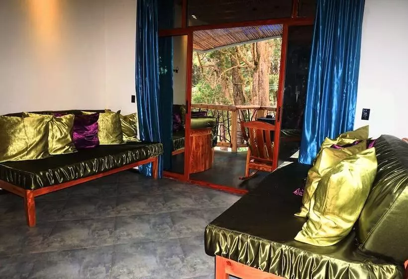 ペンション Room In Guest Room  Room With Jacuzzi, Vacation Spa House With Turkish Bath