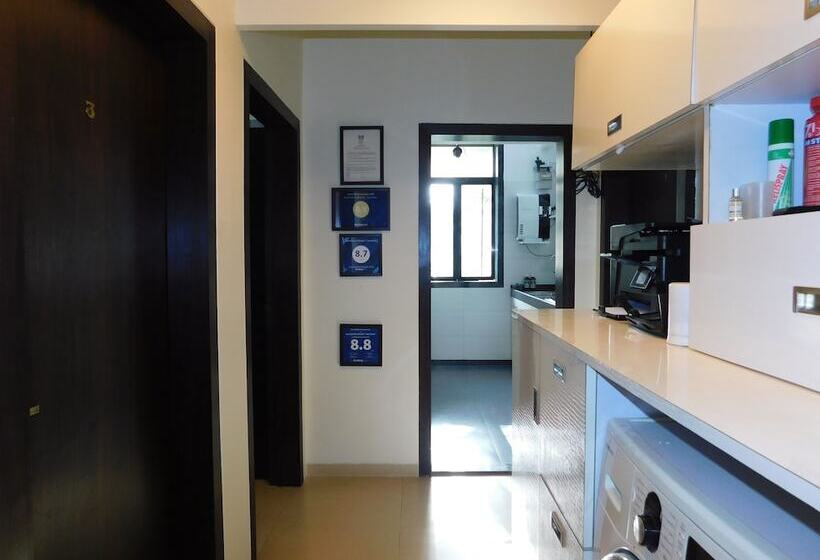 Apartment In Mumbaicity Centre
