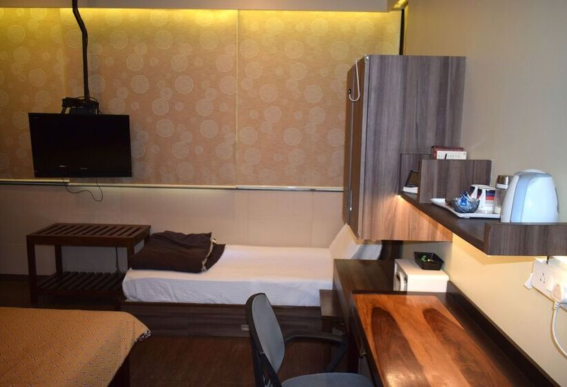 Apartment In Mumbaicity Centre