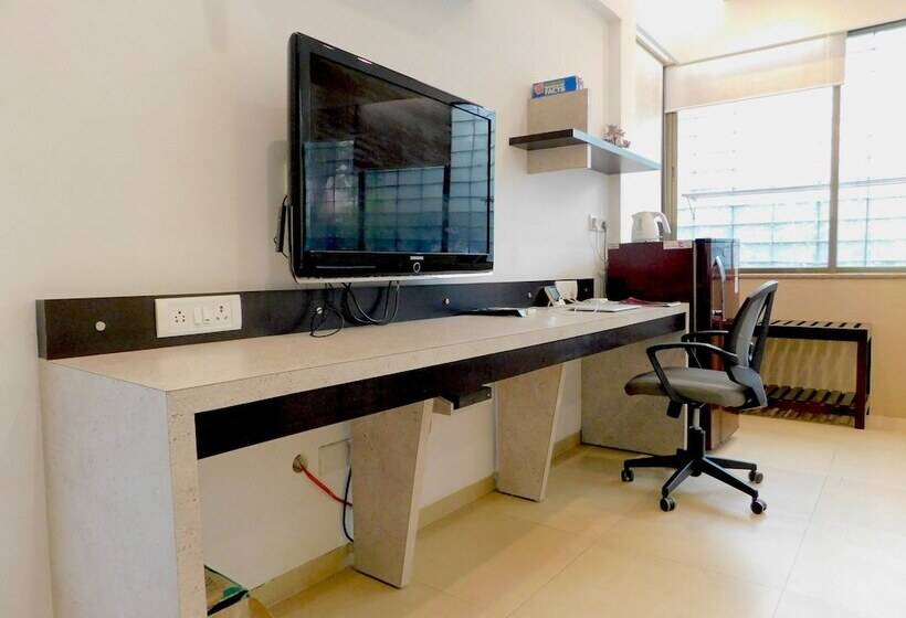 Apartment In Mumbaicity Centre
