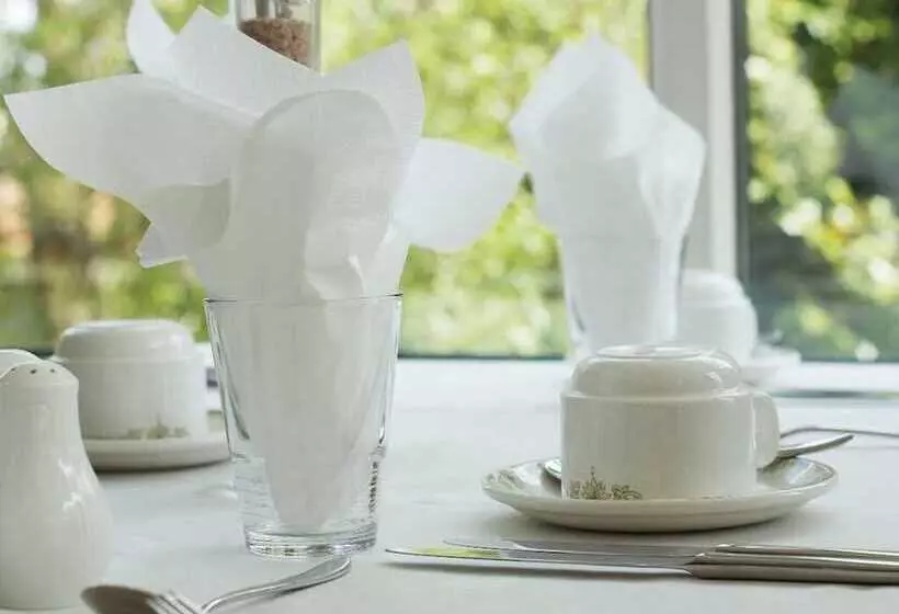 ベッドアンドブレックファースト The Liver View