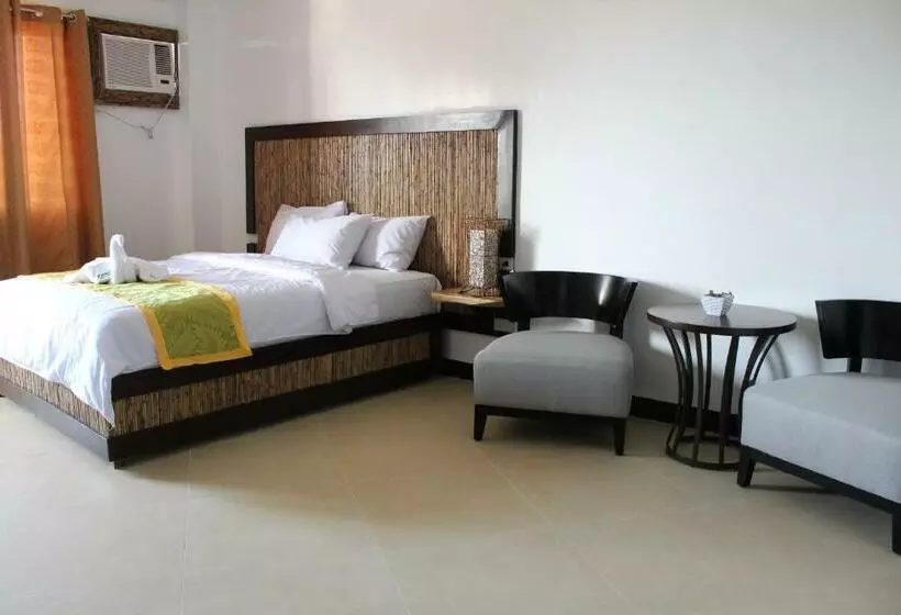 Hotel Bamboo Beach Resort & Restaurant