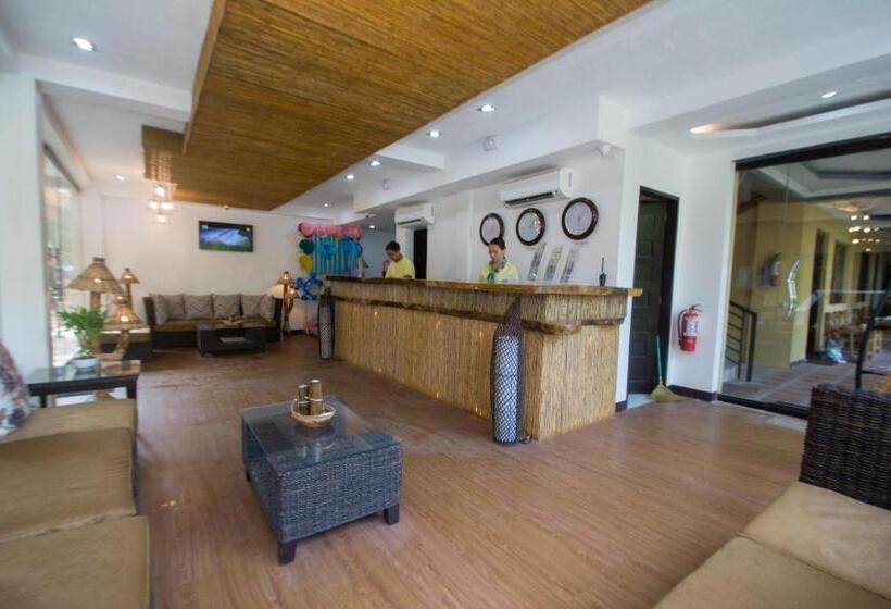 Hotel Bamboo Beach Resort & Restaurant