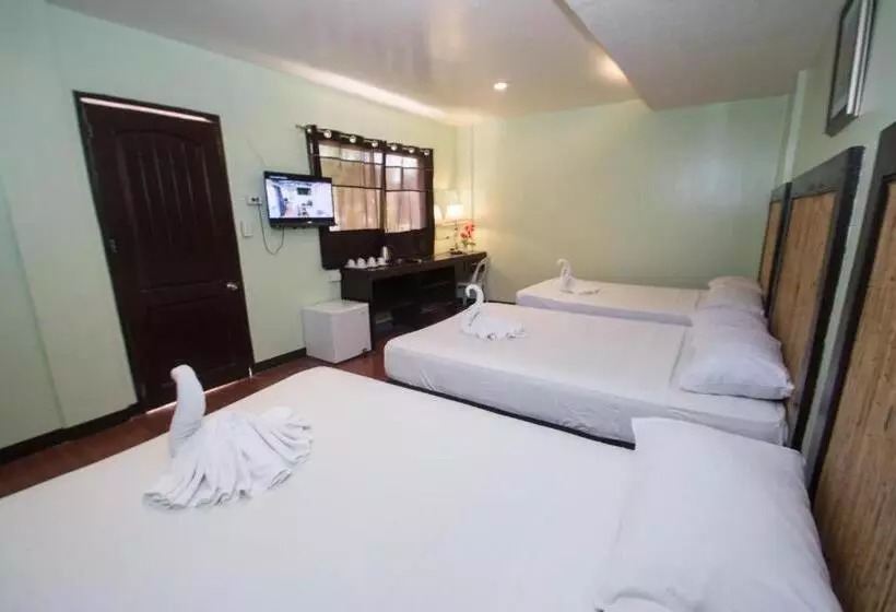 Hotel Bamboo Beach Resort & Restaurant