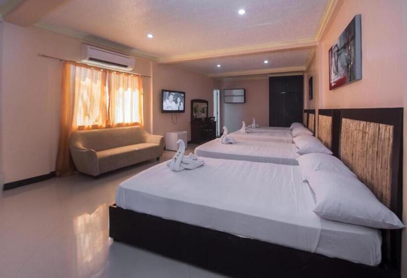 Hotel Bamboo Beach Resort & Restaurant