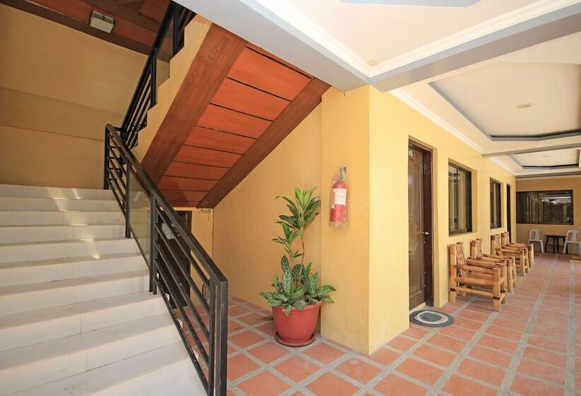 Hotel Bamboo Beach Resort & Restaurant