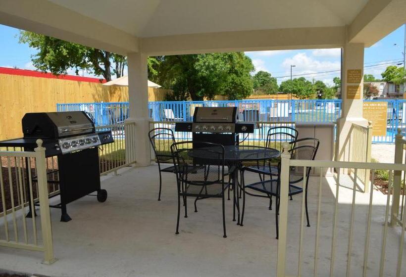 酒店 Candlewood Suites San Antonio Airport, An Ihg