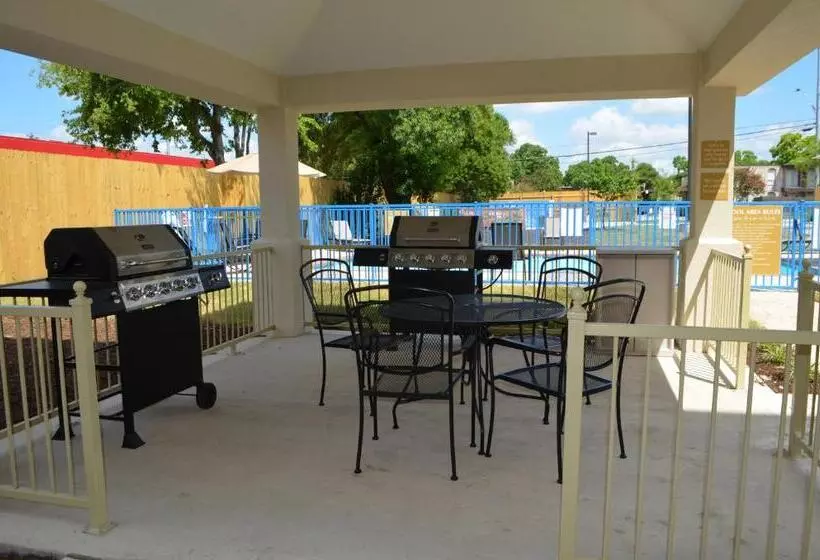 酒店 Candlewood Suites San Antonio Airport, An Ihg