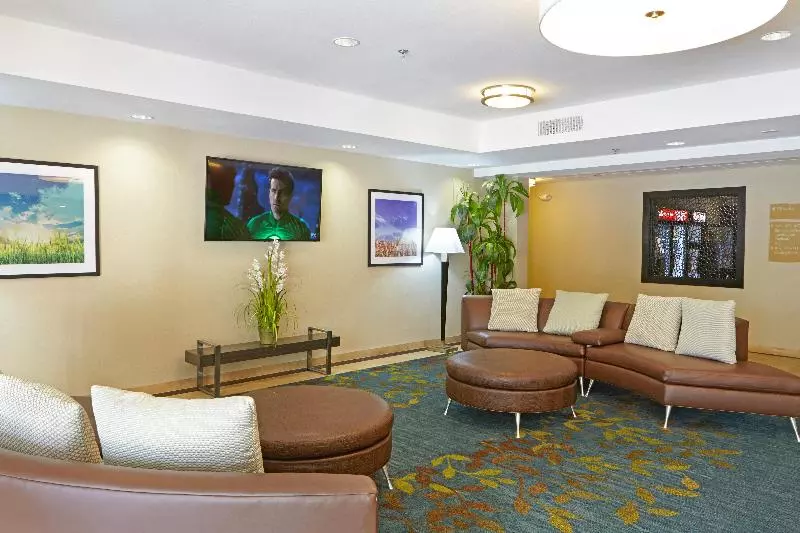 酒店 Candlewood Suites San Antonio Airport, An Ihg