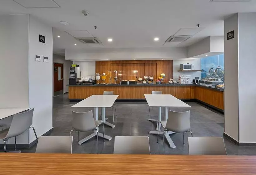 酒店 City Express By Marriott Paraiso