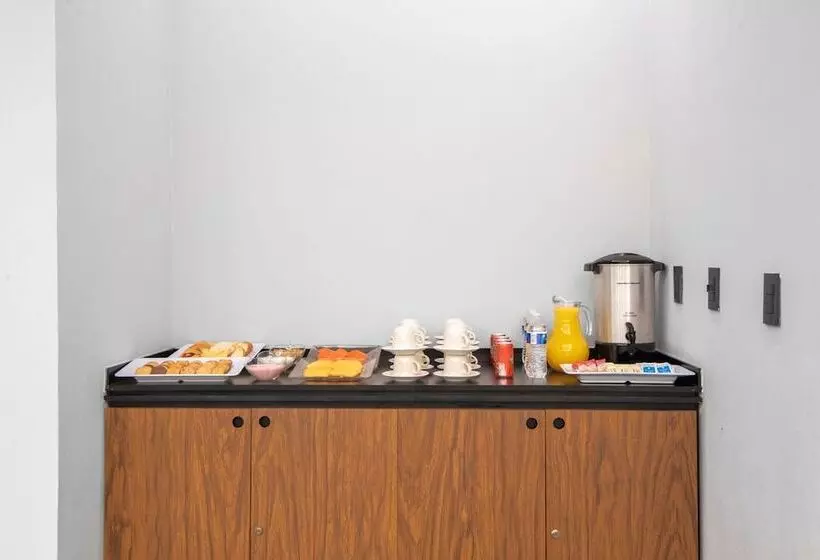 酒店 City Express By Marriott Paraiso